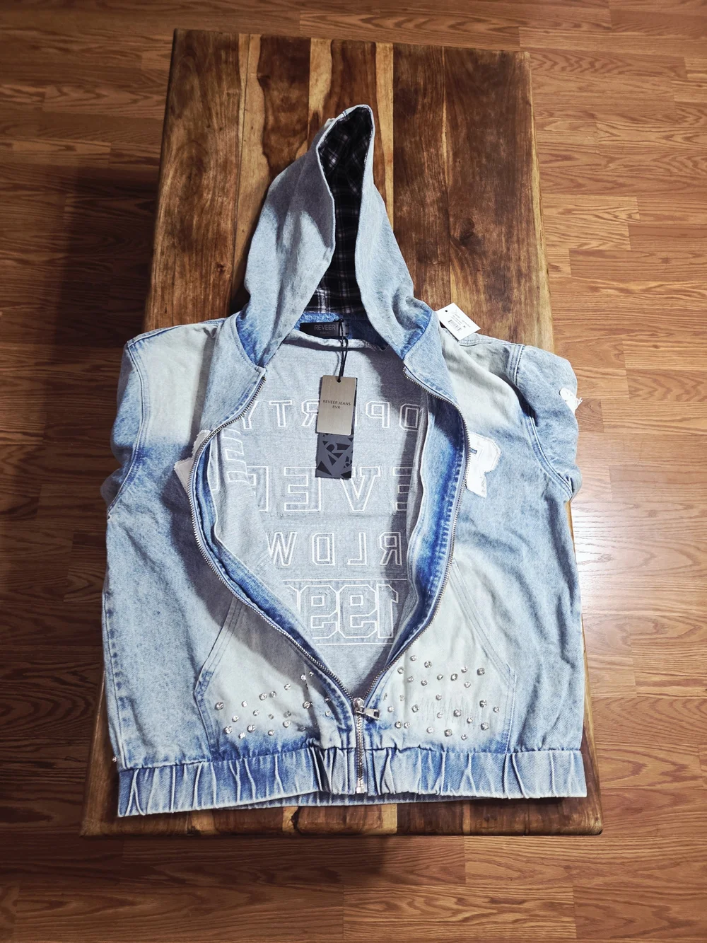 Reever Jeans Men's Denim Jacket W/ Light Blue Wash And Full Patchwork. Size XL.